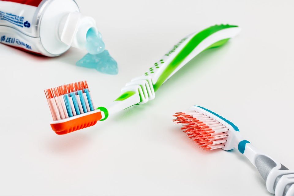 A veces Marketing de motores de búsqueda Recomendado Clínica dental en Gijón – ¿Cómo desinfectar tu cepillo de dientes?
