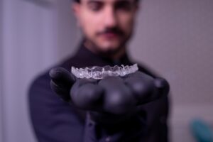 Dientes tordidos adultos