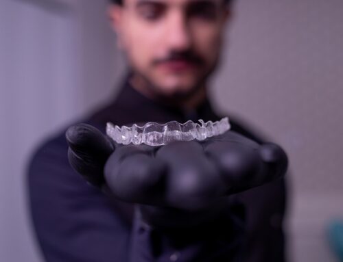 Dientes torcidos en adultos: opciones de tratamiento